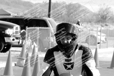 media/Mar-20-2023-Moto Forza (Mon) [[d0bbc59e78]]/Around the Pits/